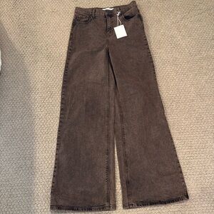Carly Jean Los Angeles Holland Wide Leg in Washed Brown. Size 5.